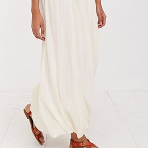 Ecoté Embroidered White Maxie Skirt